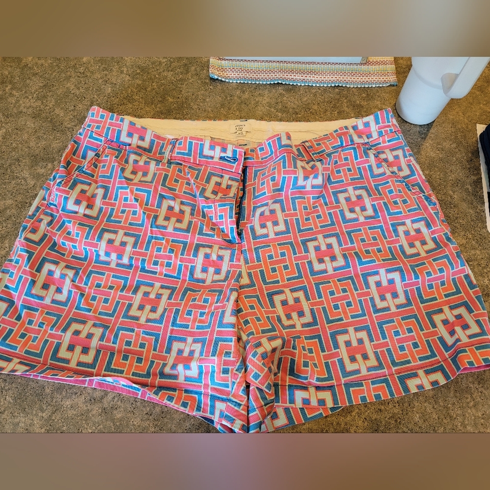 Crown & Ivy pink blue pattern shorts 22w